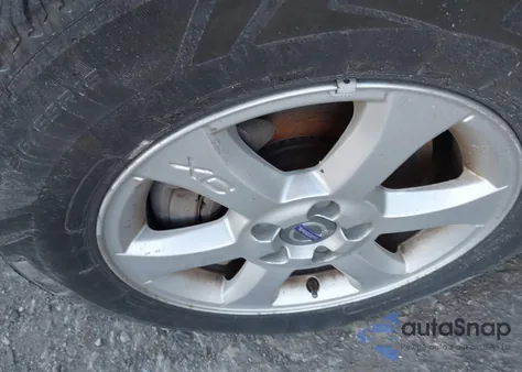 2012 Volvo Xc70 3.2/3.2 Platinum/3.2 Premier/3.2 Premier Plus z USA, uszkodzony, nr VIN YV4940BZ2C1144491